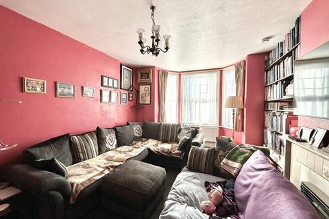 3 bedroom semi-detached house for sale, Miles Road, Epsom