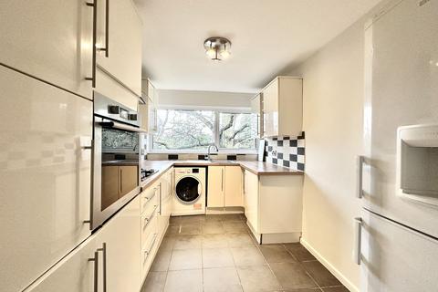 undefined, Chessington Road, Epsom