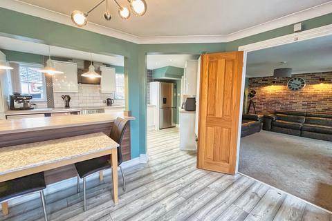 undefined, 53 Llanmead Gardens, Rhoose , The Vale of Glamorgan CF62 3HX