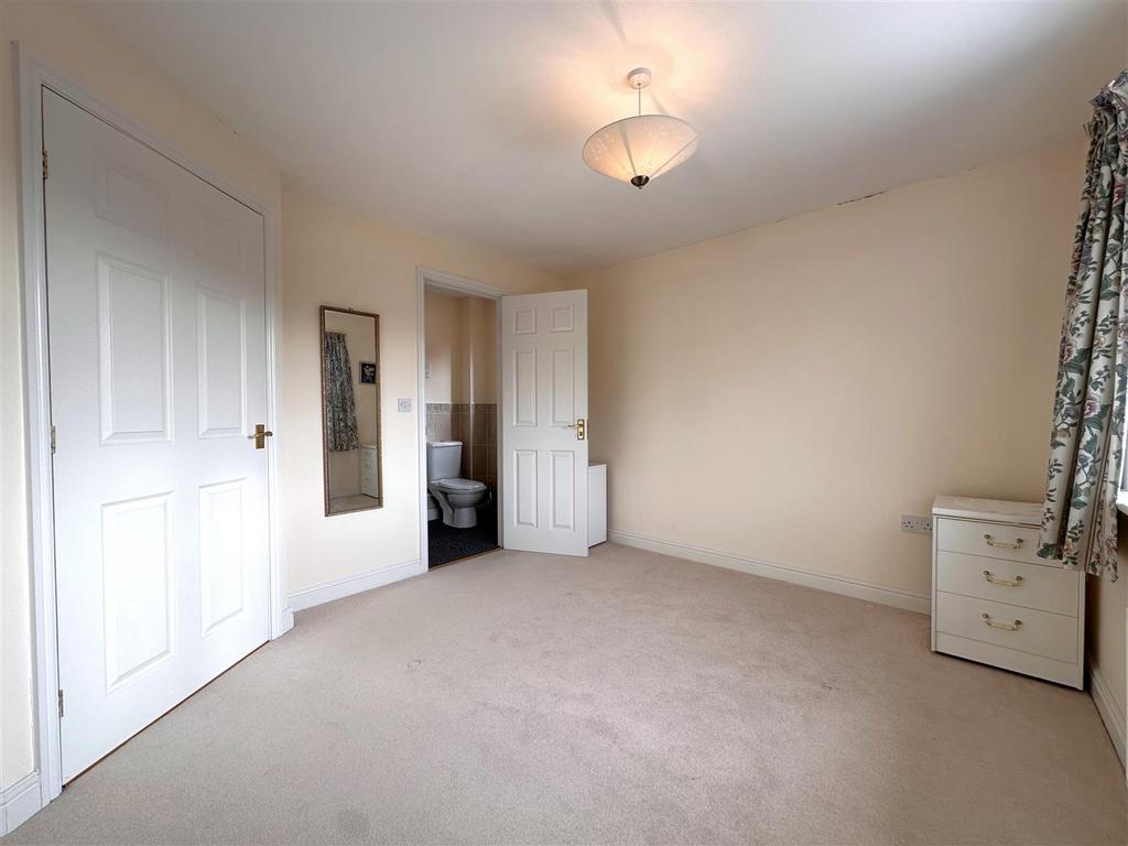 Second Bedroom Into En-Suite 551