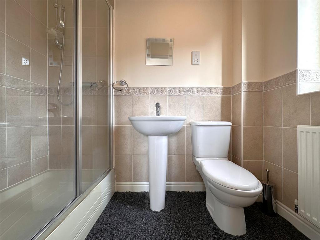 En-Suite Shower Room 555