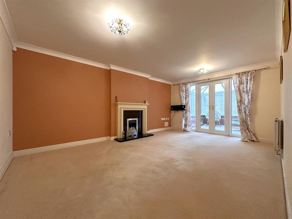 Generous Living Room 363