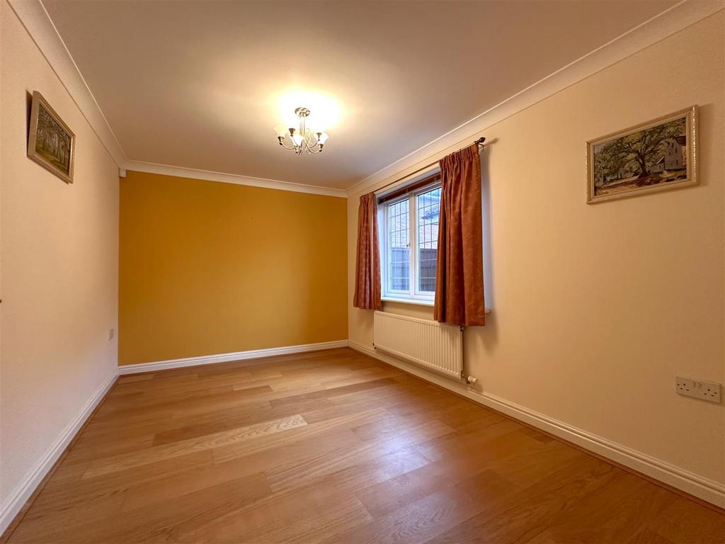 Dining/Family Room 347