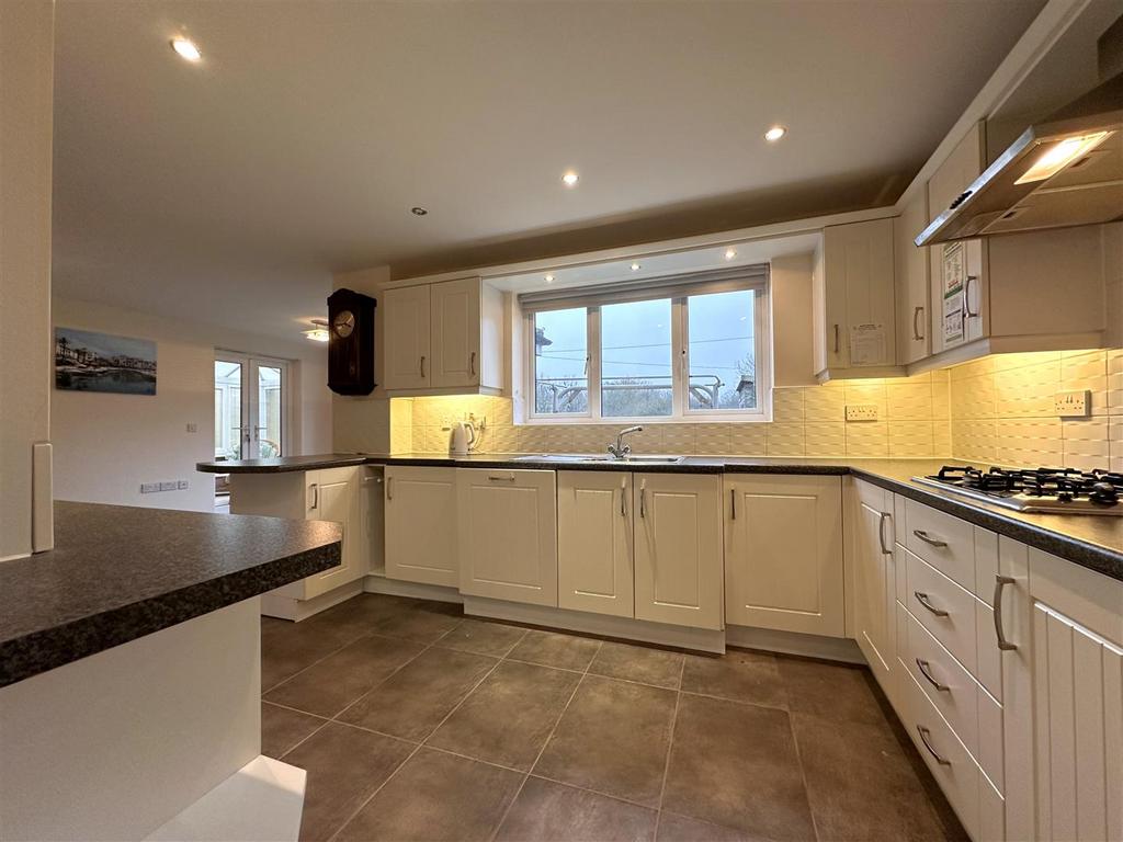 Kitchen 416