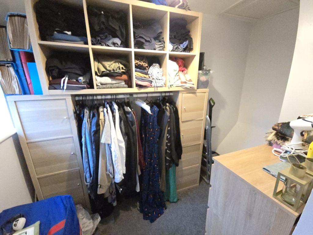 Walk In Wardrobe