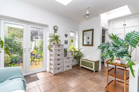 3 bedroom terraced house for sale, Petworth Road, Portsmouth