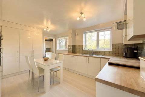 5 bedroom detached house for sale, Corbieres Close, Alsace Park NN5