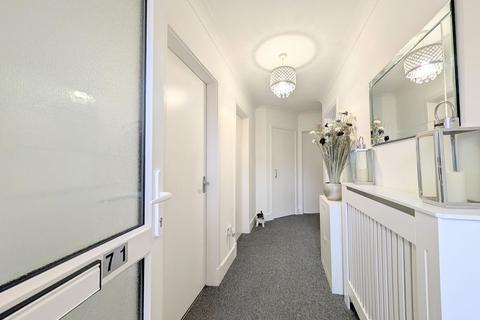 2 bedroom apartment to rent, To Let - Warren Court, Westcliffe Road, Birkdale - Two Double Bedroom Apartment
