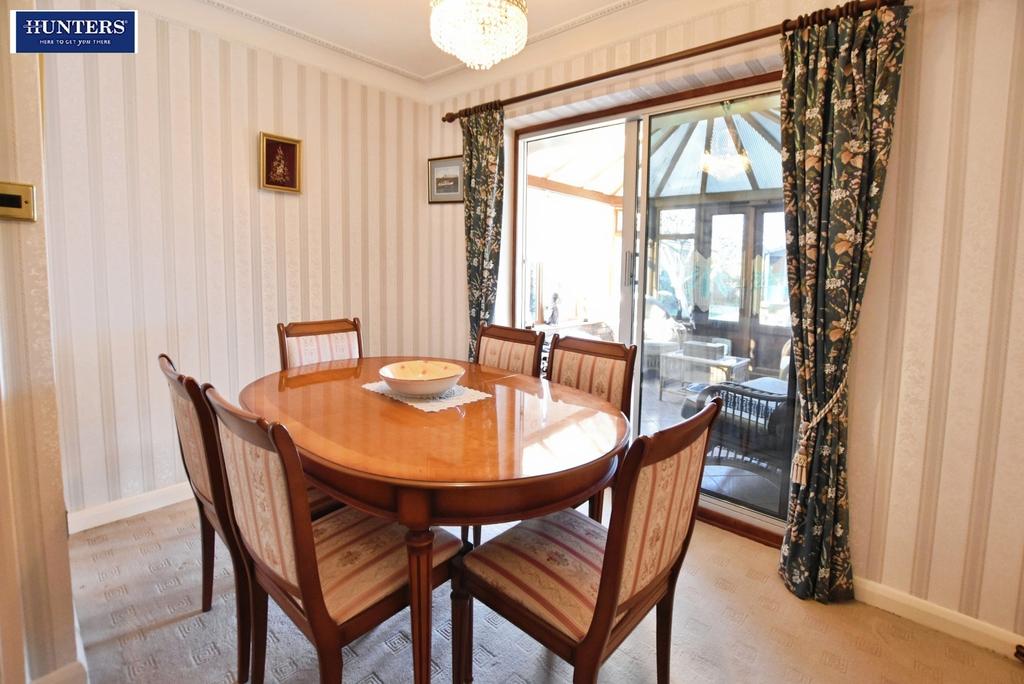 Dining Room/Bedroom 3