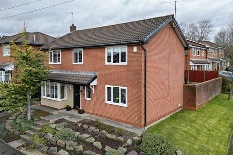 4 bedroom detached house for sale, Wellbank View, Rochdale