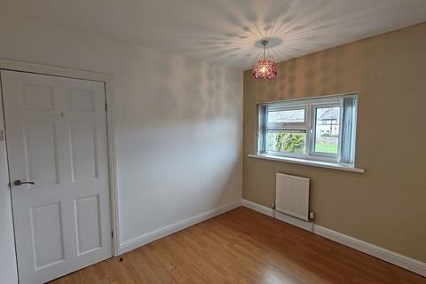2 bedroom terraced house to rent, Hammond Street, Huddersfield