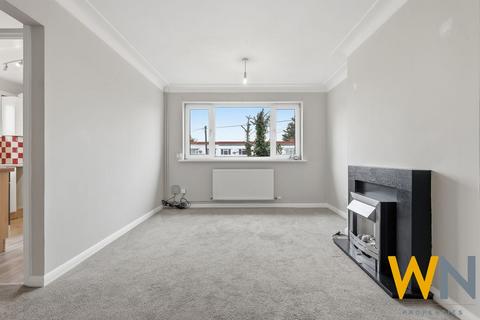 2 bedroom maisonette for sale, Rayleigh Road, Hutton, Brentwood CM13