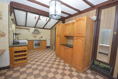 2 bedroom detached bungalow for sale, Netherley Road, Widnes