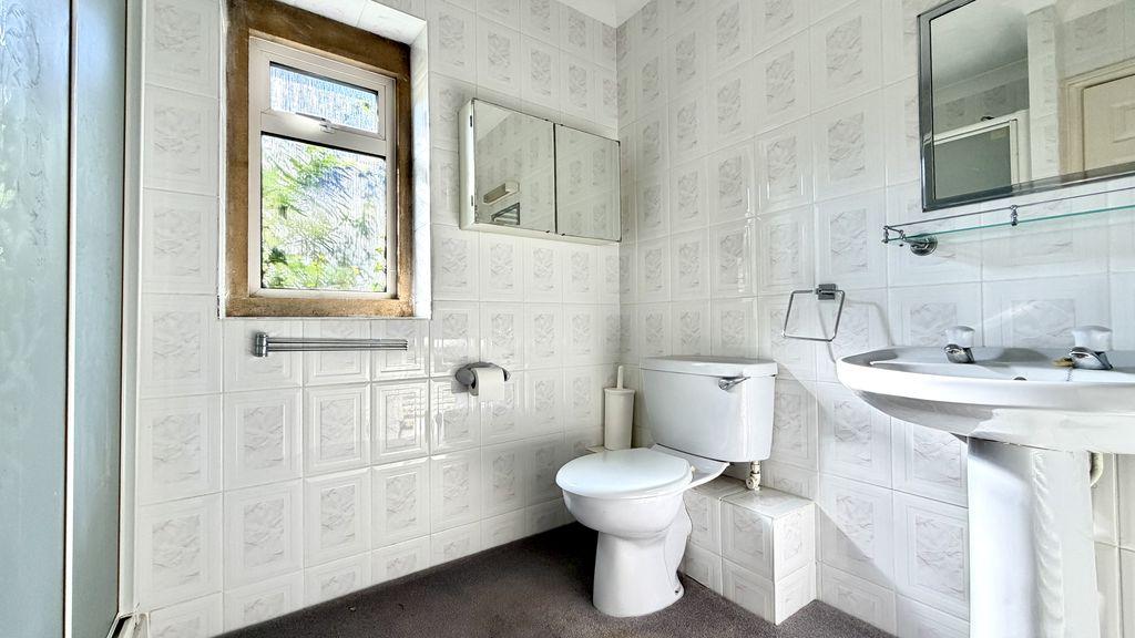 Ground Floor Shower