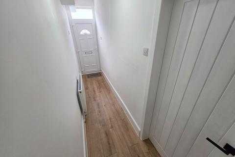 2 bedroom terraced house to rent, France Street, Redcar, TS10
