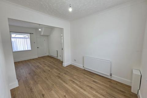 2 bedroom terraced house to rent, France Street, Redcar, TS10