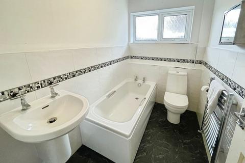 undefined, Broadstone Road, Harwood