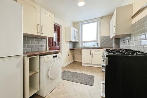 3 bedroom terraced house for sale, Sapling Road, Morris Green