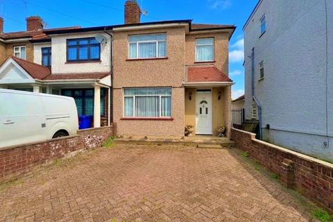 3 bedroom terraced house for sale, Avon Road, Greenford