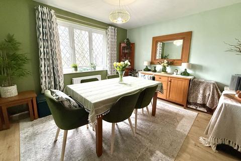 5 bedroom detached house for sale, Shadoxhurst