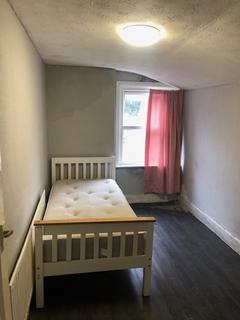undefined, Salisbury Road, Luton LU1