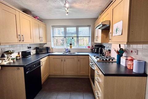 undefined, Azalea Close, Calne SN11