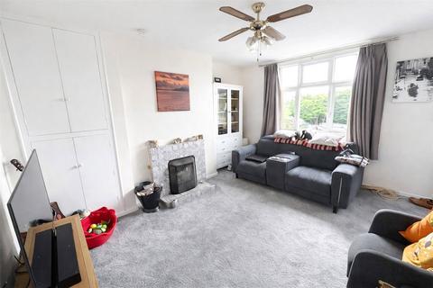 3 bedroom terraced house for sale, Glen Close, Little Bytham, Grantham, Lincolnshire, NG33
