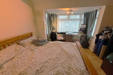 3 bedroom semi-detached house for sale, Portland Crescent, Stanmore, HA7