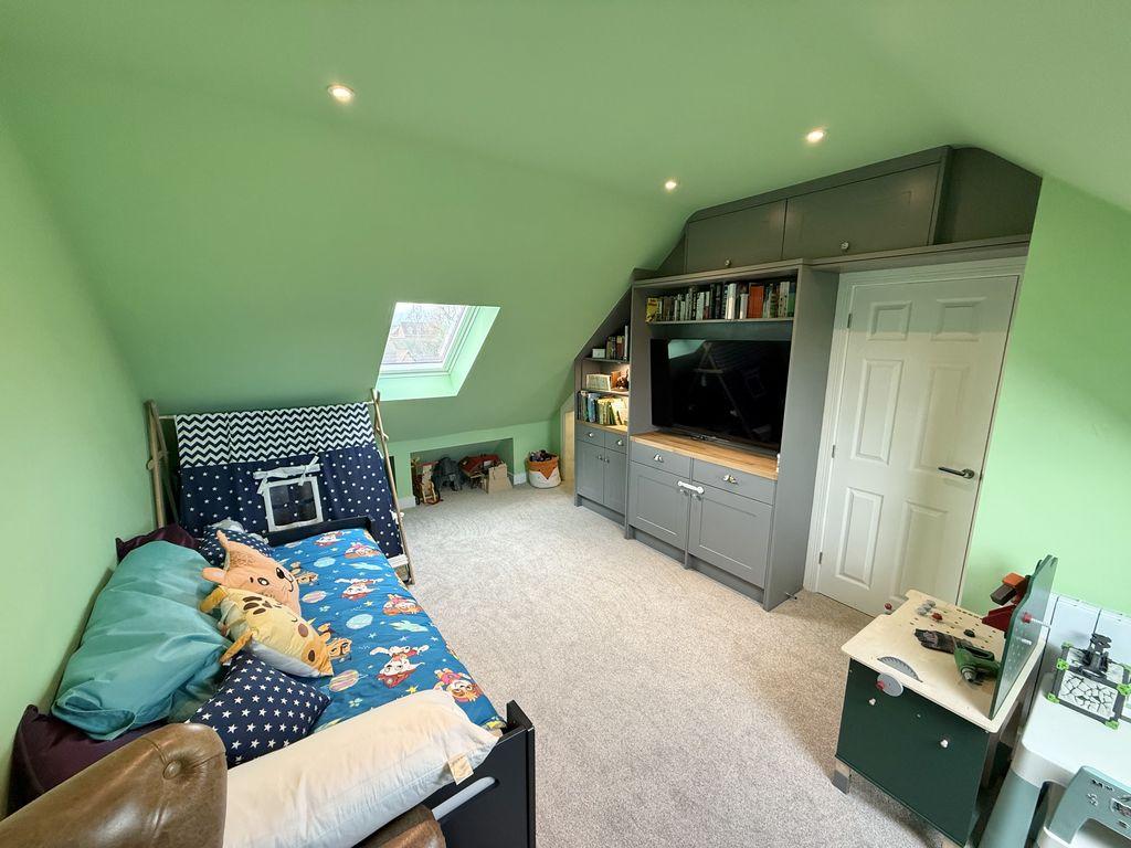 Bedroom/Playroom