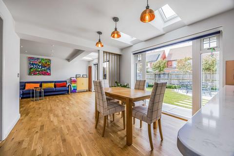 6 bedroom detached house for sale, Manor Farm Close, Havant
