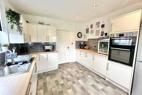 3 bedroom end of terrace house for sale, Lee Avenue, Altrincham WA14