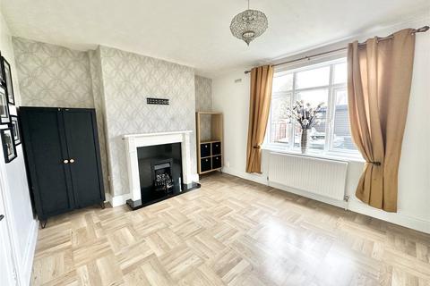 3 bedroom end of terrace house for sale, Lee Avenue, Altrincham WA14