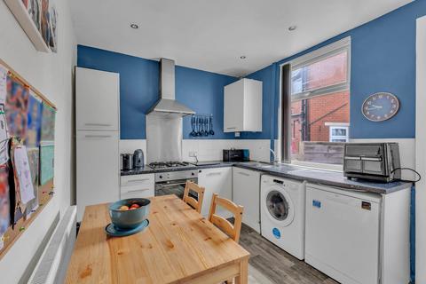 2 bedroom terraced house for sale, Albert Street, Milnrow, OL16 3NS