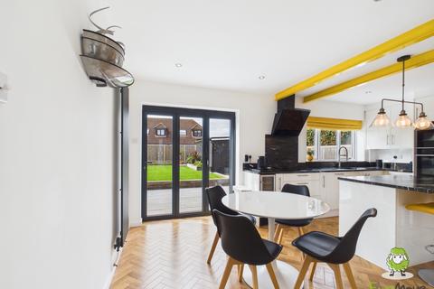 undefined, Downsland Road, Basingstoke, Hampshire, RG21