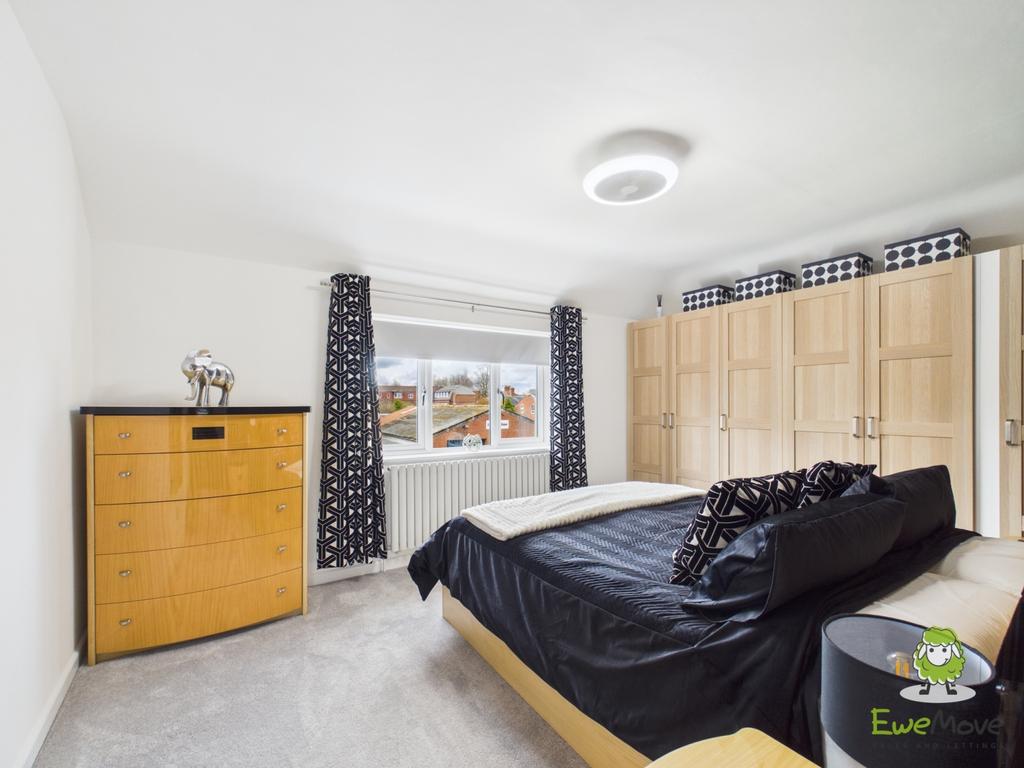 Ewe Move Estate Agents Basingstoke - 22 Downsland R