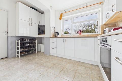 3 bedroom semi-detached house for sale, Meadow View Road, Newport TF10