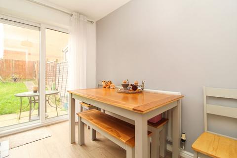 3 bedroom terraced house for sale, Haynes Road, Bedford MK42