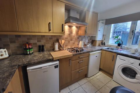 1 bedroom apartment for sale, Broomwood Walk, Hulme, Manchester.M15 6BF