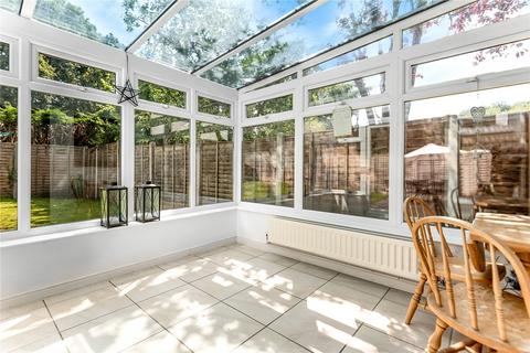 4 bedroom detached house for sale, Charlecote Drive, North Millers Dale, Chandler's Ford, Hampshire, SO53