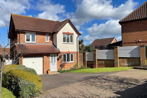 4 bedroom detached house for sale - Stopham Road, Maidenbower, Crawley, West Sussex, RH10