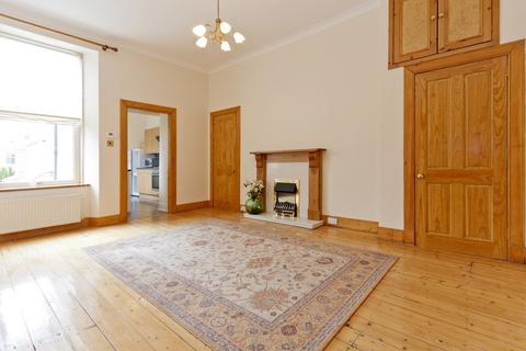 3 bedroom flat to rent, Beechgrove Terrace, West End, Abereen, AB15