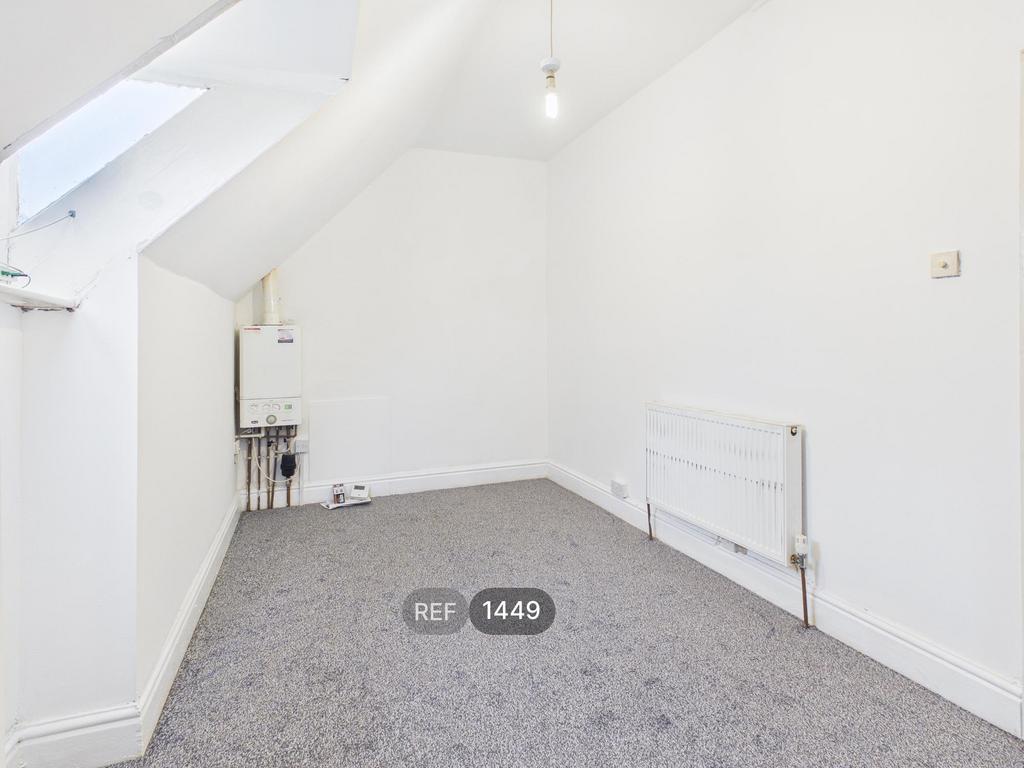 Kitchen &amp; Living area