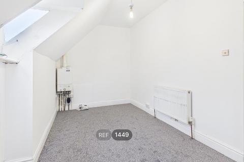 undefined, Park Avenue, Princes Avenue, HU5 3EW