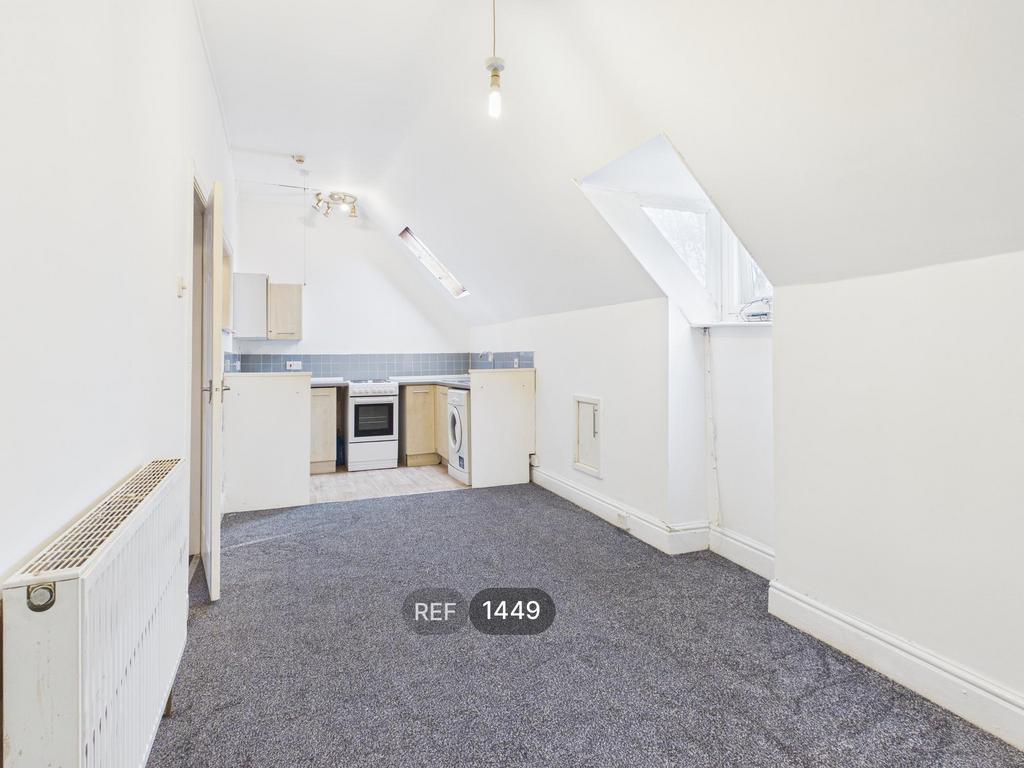 Kitchen &amp; Living area