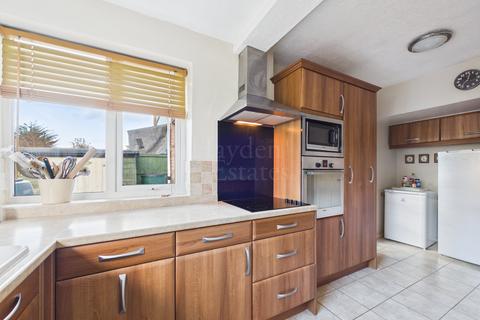 3 bedroom semi-detached house for sale, Severn Way, Bewdley, DY12 2JQ