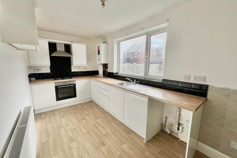 4 bedroom terraced house to rent, Hawthorn Square, Seaham SR7