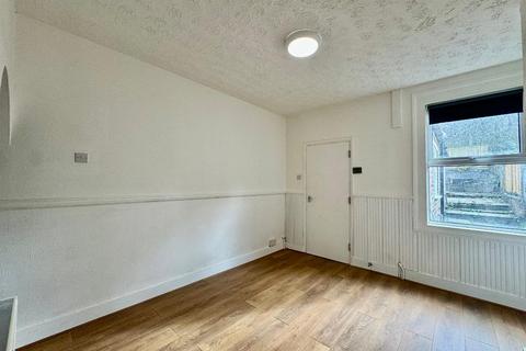 undefined, Hartley Road, High Town, London, Bedfordshire, LU2 0HX