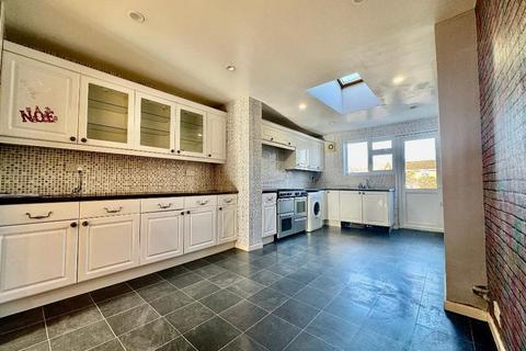 undefined, Chesford Road, Putteridge, Luton, Bedfordshire, LU2 8DP