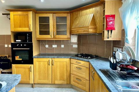 5 bedroom semi-detached house for sale, Batchwood Green, Orpington, BR5 2NF