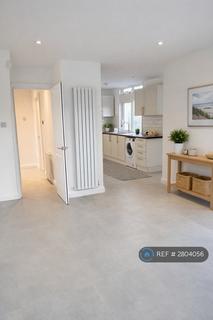 3 bedroom maisonette to rent, Cedars Road, London, SW4